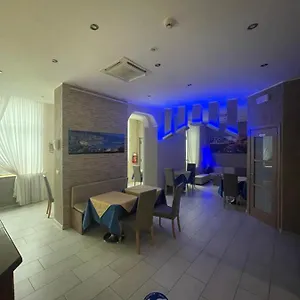 hotel-montecarlo-milan.italymilanhotels.net/